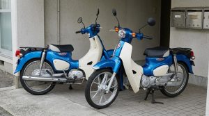 スーパーカブ50ccと110ccの違い|初心者が後悔しないための判断基準