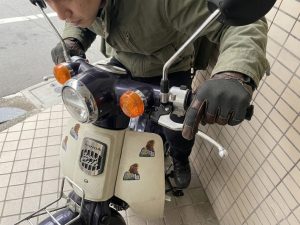 スーパーカブ 前後ブレーキの使い分けで迷う原因|初心者が最初に知っておきたかったこと